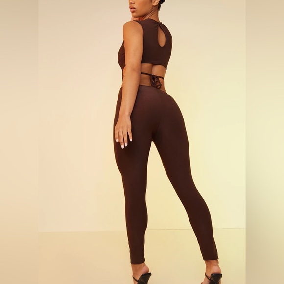 NWT PrettyLittleThing chocolate slinky strappy backless jumpsuit size 6 - Picture 2 of 2